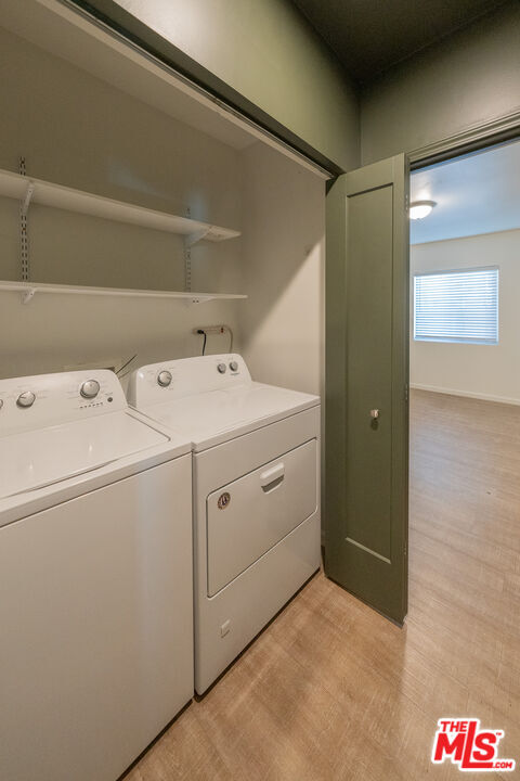 Building Photo - 7503 Camellia Ave