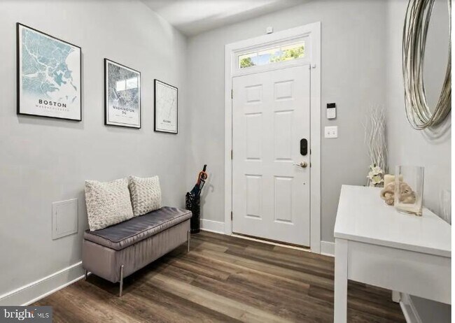 Building Photo - 167 Klee Alley