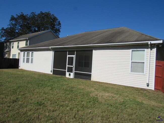Building Photo - 106 Dennard Dr