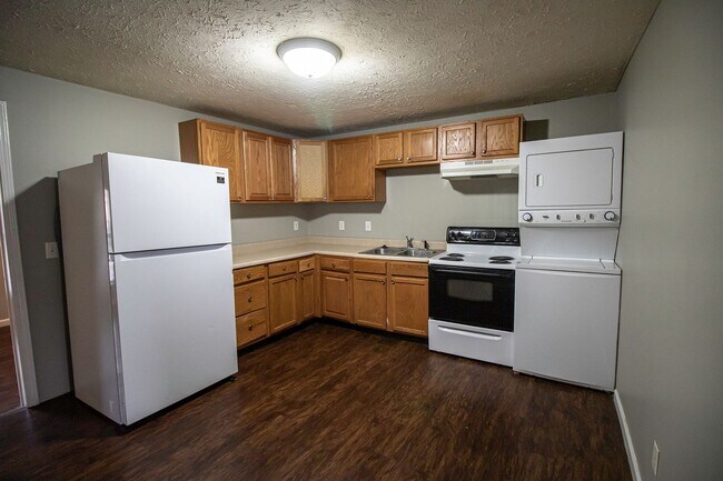 Building Photo - 803/805 N 7th St