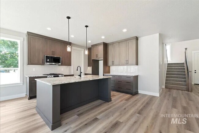 Building Photo - 578 Hidden Mill Ct.