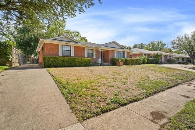 Building Photo - 2359 St Francis Ave