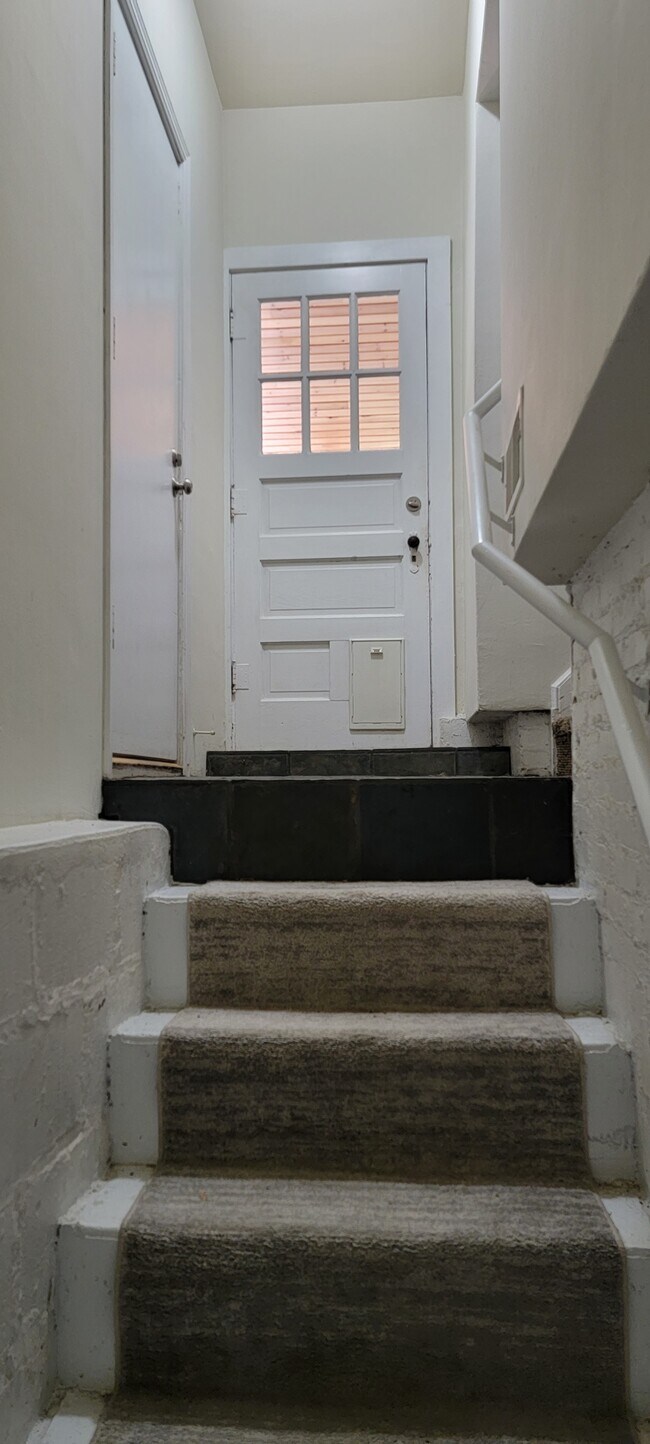 Building Photo - 19101 Delton Ave