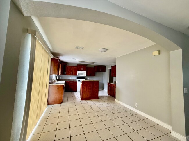 Building Photo - 9526 Vallecito Mesa