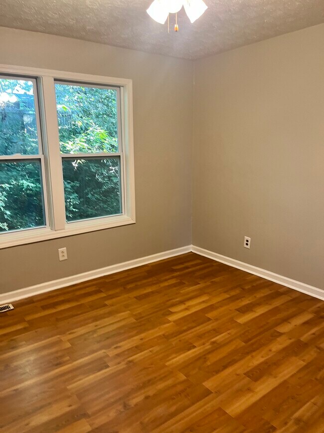 Master - 134 Newtown Rd NE