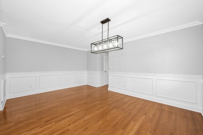 Building Photo - 67 Ellsworth Ave