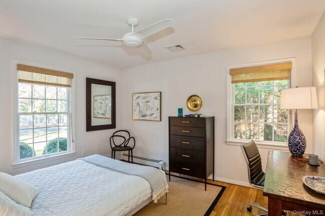 Building Photo - 12 Partridge Dr