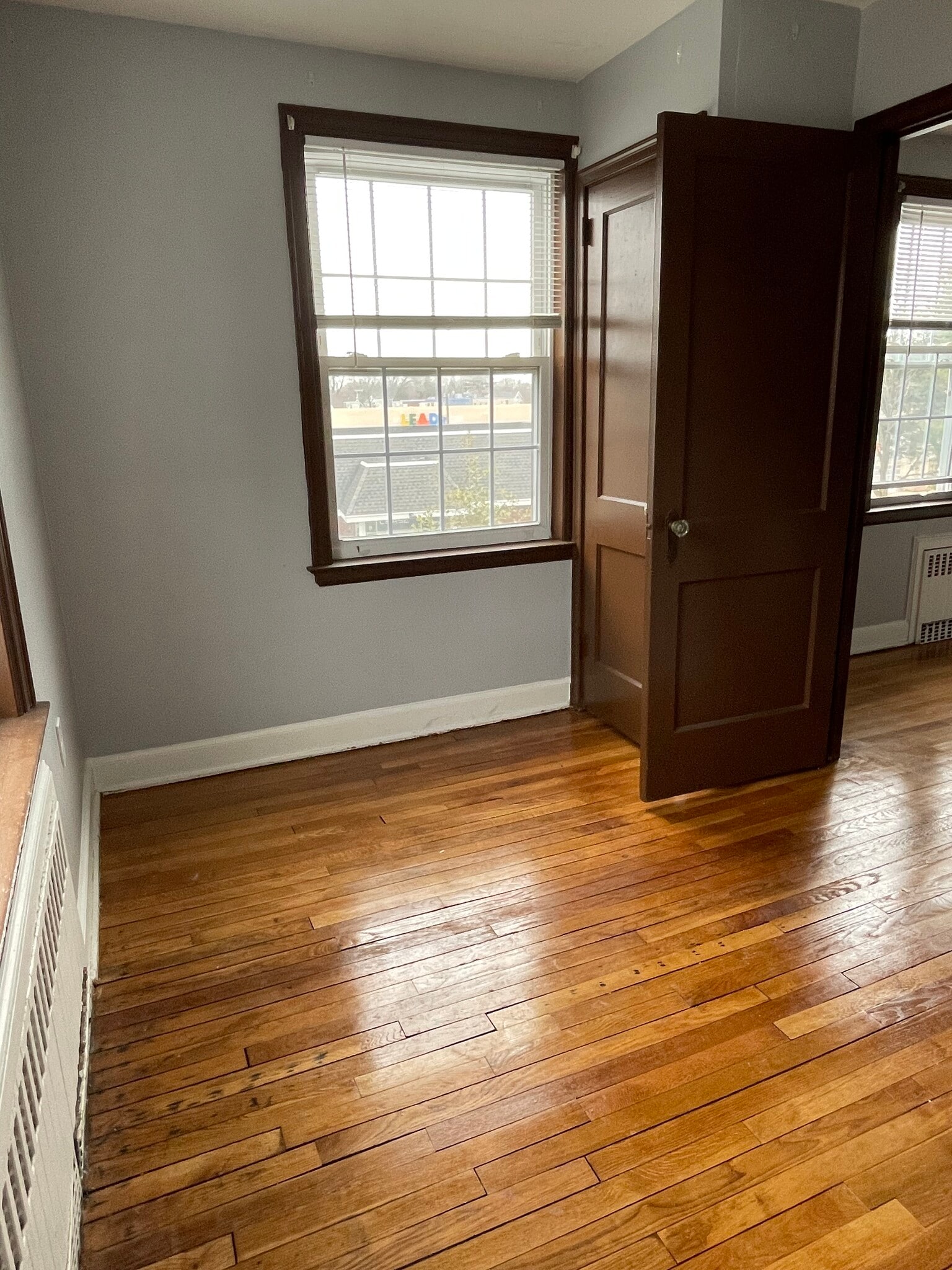 Building Photo - 19 Chapman St