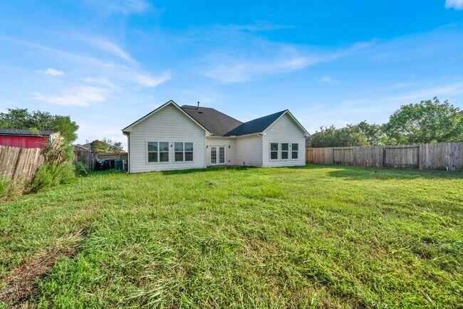 Building Photo - 5395 Kyla Cir