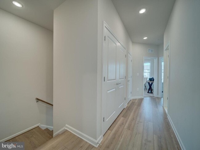 Building Photo - 3512 Biota Ln