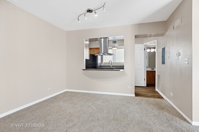 Building Photo - 1607 Westminster Dr