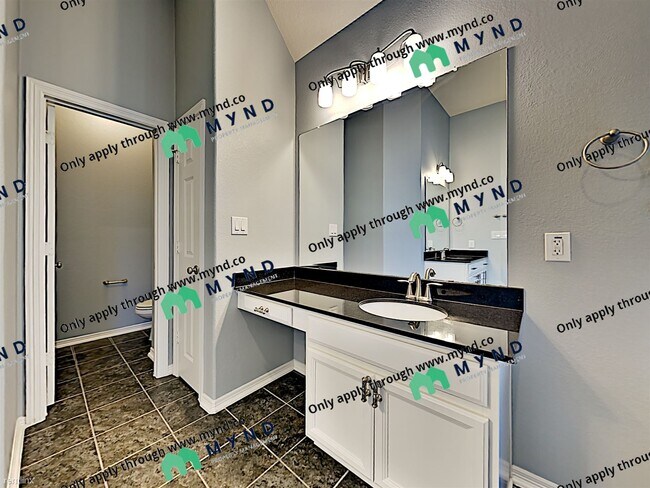 Building Photo - 4 br, 3.5 bath House - 2849 Kings Retreat Cir