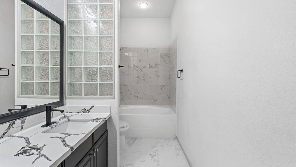 Building Photo - 1441 East St