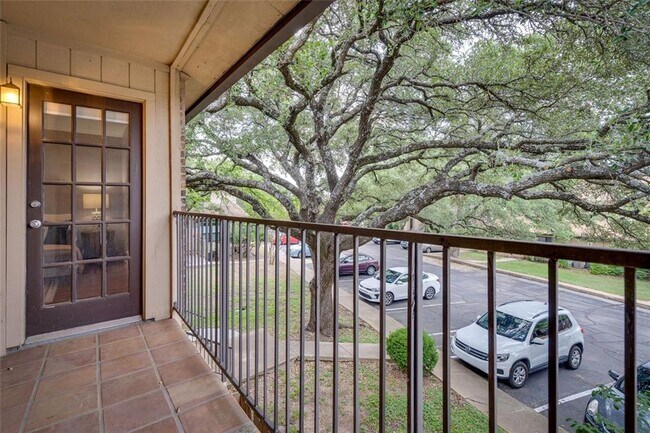 Building Photo - Mesa Village 2 Bedroom 1 Bathroom