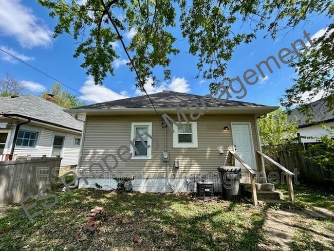 Building Photo - 44 N Oakland Ave