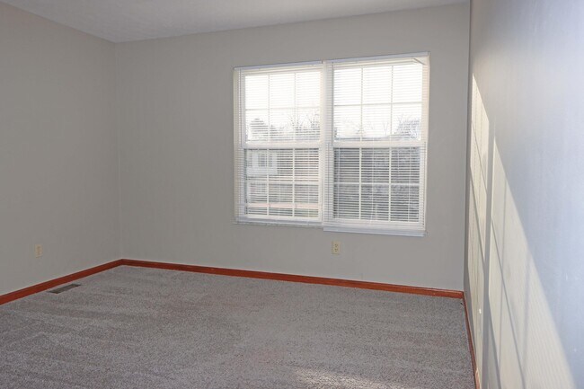 Building Photo - 4862 Roger Allen Ct