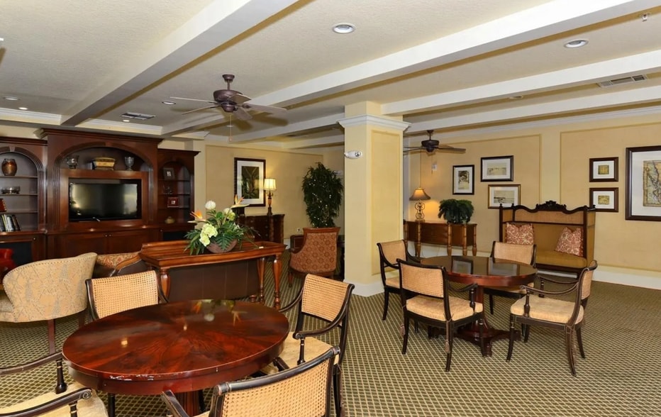 Community Room - 1064 N Tamiami Trl