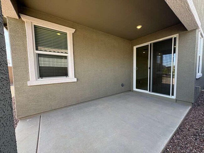 Building Photo - 4738 E Kenneth Ln