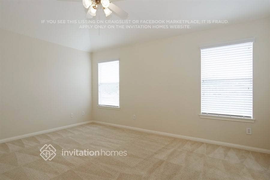 Building Photo - 24514 Kestrel View