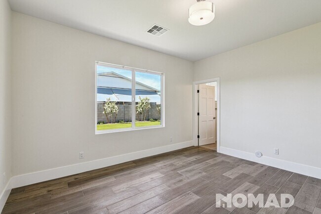 Building Photo - Brand New Charming 3BR House in Gilbert