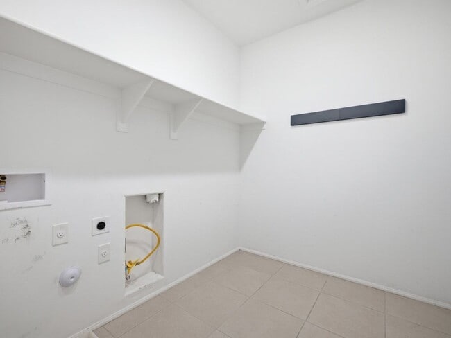 Building Photo - Spacious Two-Story Home with Open Living & Community Pool Access