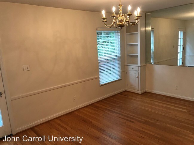 Building Photo - 3 br, 2.5 bath House - 2592 S. BELVOIR 2592