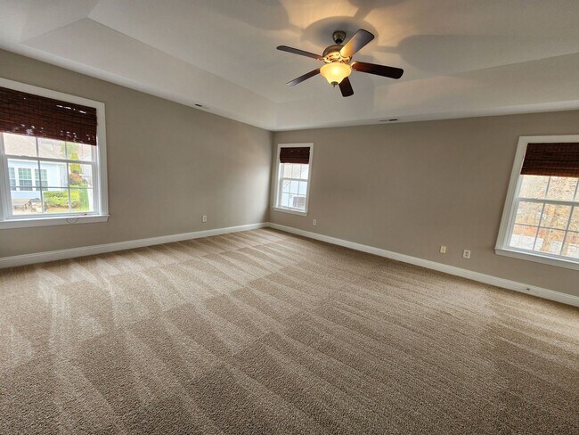 Building Photo - Charleston Style Home In Matthews