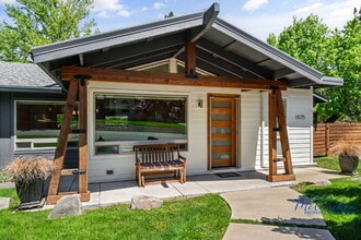 Building Photo - 1075 Bellview Ave