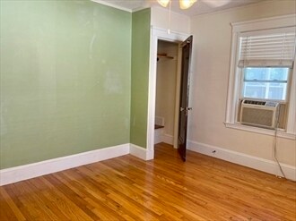 Building Photo - 15 Century St