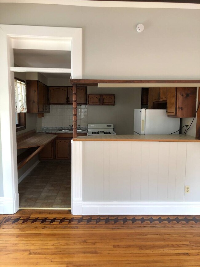 Building Photo - 222 Ottawa