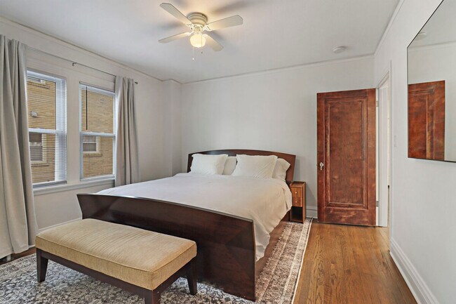 Building Photo - 906 W Keith Ave