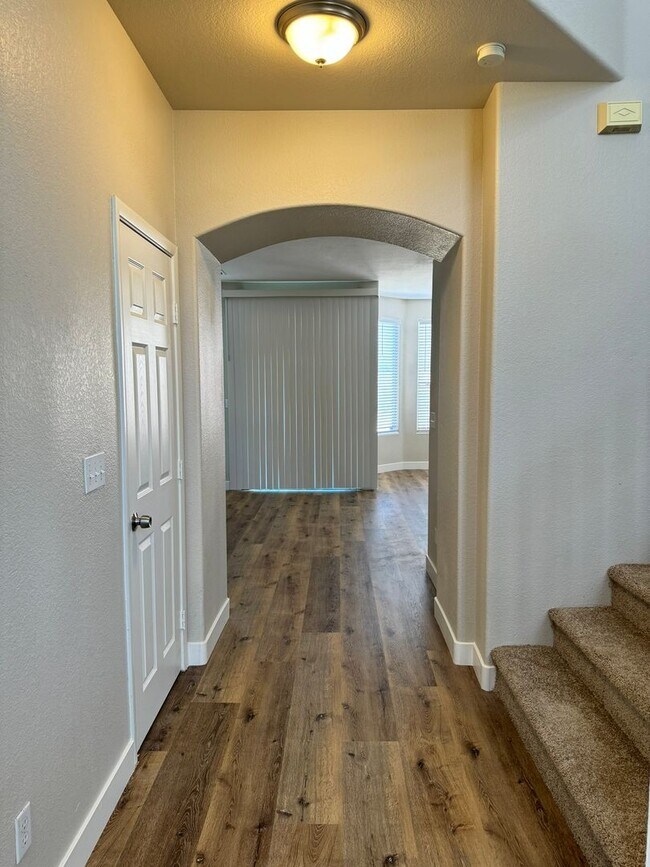 Building Photo - 4908 Sparkling Sky Ave