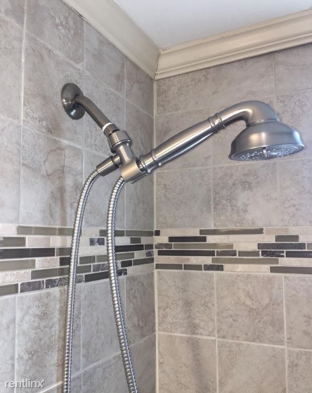 Building Photo - 6 Galveston St SW