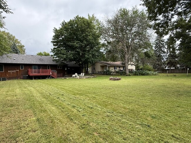 Building Photo - Bloomington 4 Bed 3 Bath SF Home available...