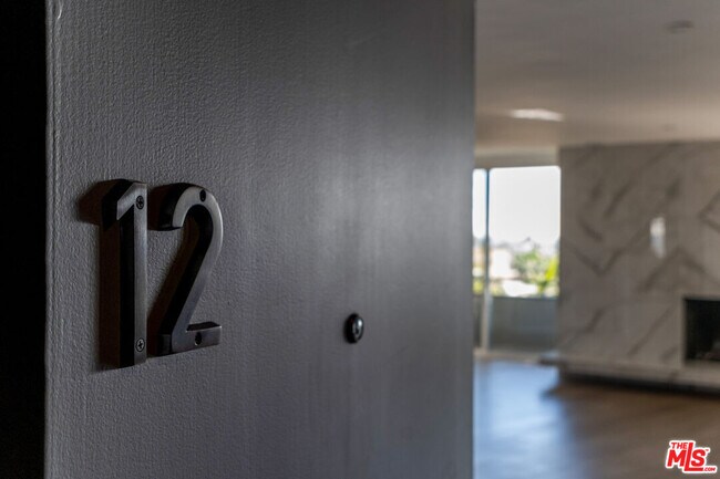 Building Photo - 8401 Fountain Ave