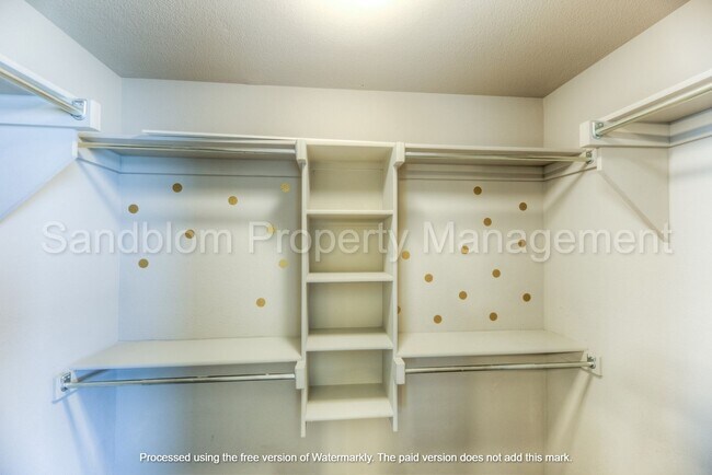 Building Photo - FOR LEASE | Jenks Home | 4 Bed, 2.5 Bath $...