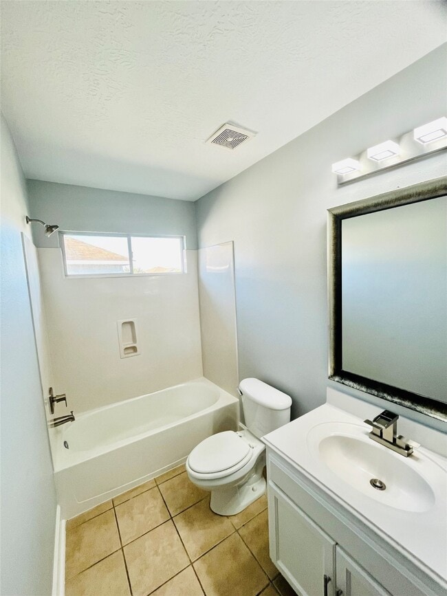 Building Photo - 17030 Cypresswood Glen Tr