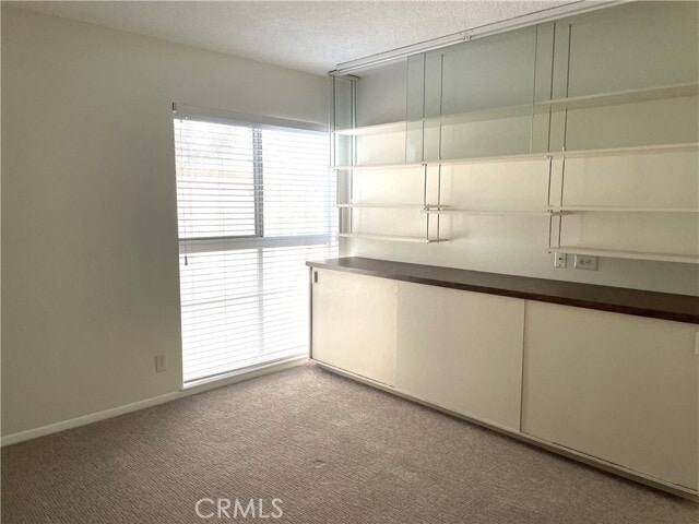 Building Photo - 3001 Coleridge Dr