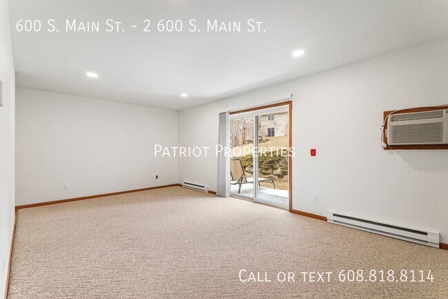 Building Photo - 600 S Main St