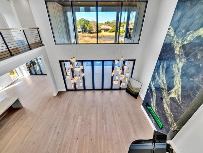 Building Photo - 330 Kelly Plantation Dr