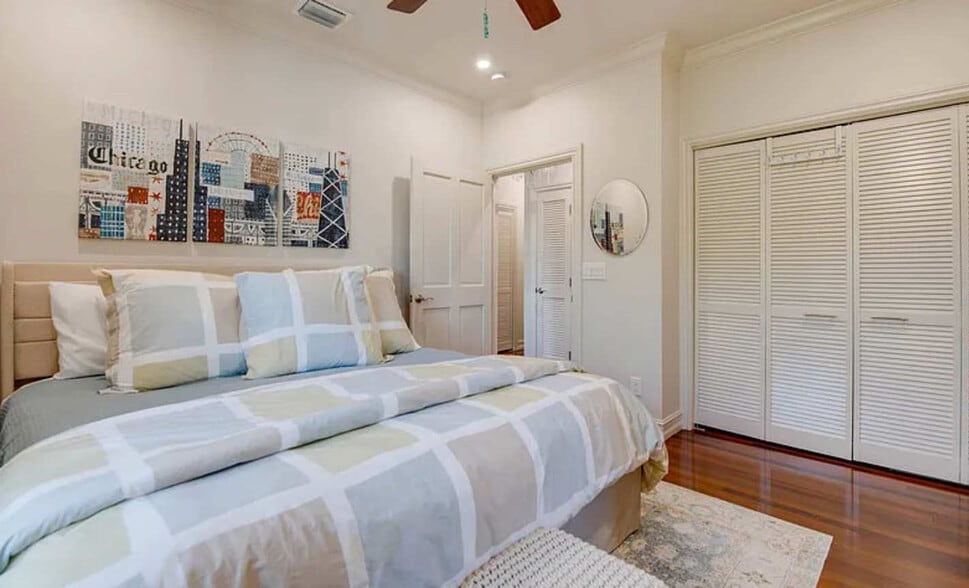 Building Photo - 120 Angela St