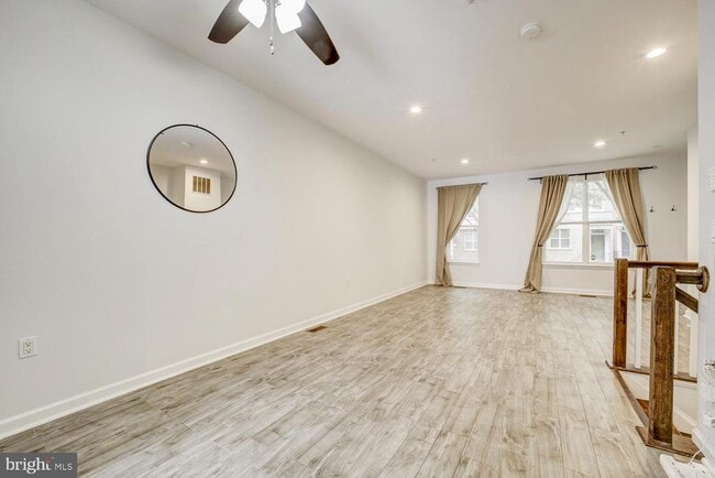 Building Photo - 2501 Sayles Pl SE