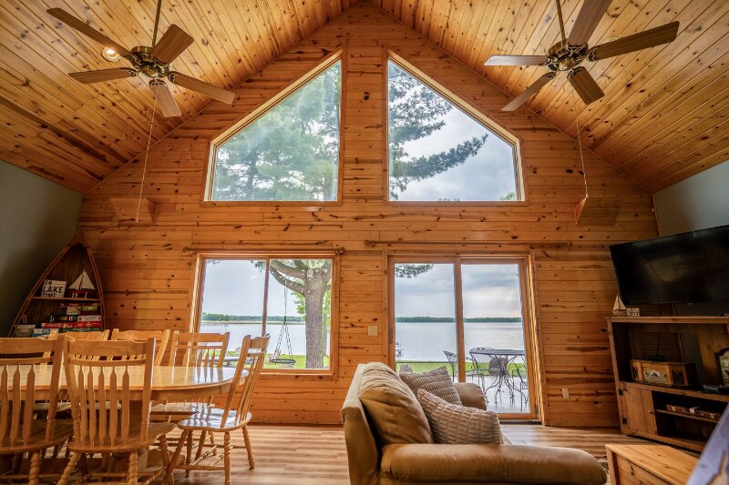 Building Photo - 24245 Clam Lake Dr