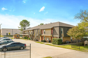 Building Photo - The Crossing Apartments