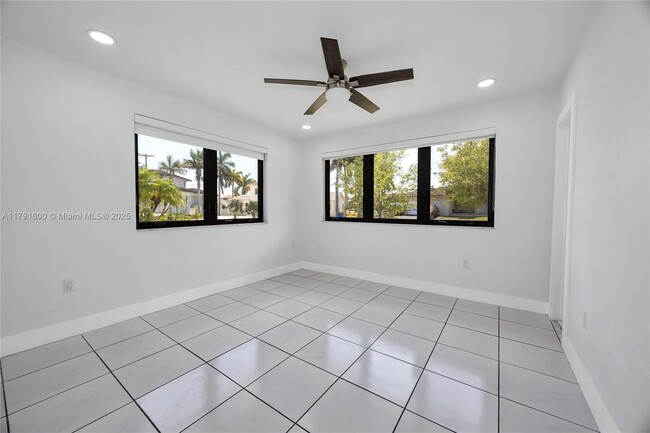 Building Photo - 1181 San Pedro Ave