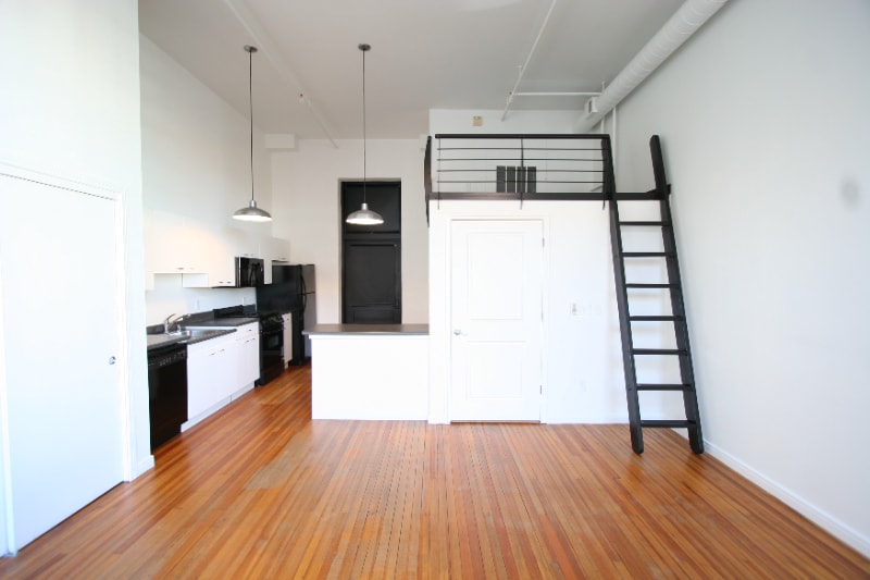 Building Photo - 301 Central Ave NE Ave