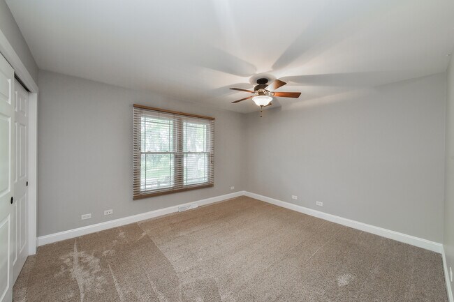 Building Photo - 2067 Childs Ct