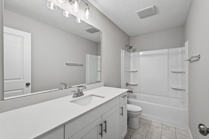 Building Photo - 14876 Willemite Way NW