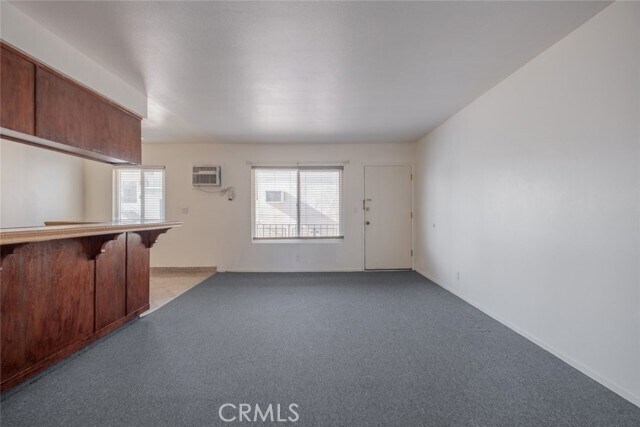 Building Photo - 1601 College View Dr