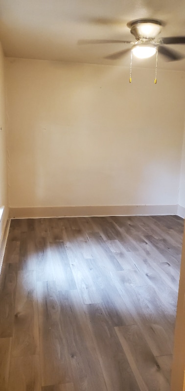 Building Photo - 423 3rd St W